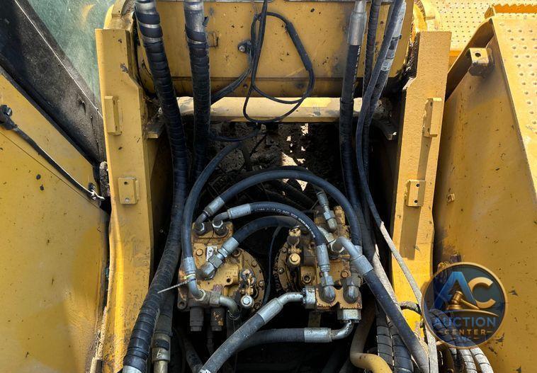 2017 Caterpillar  349FL excavator