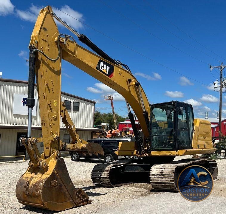 2019 Caterpillar 320 excavator