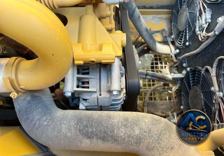 2019 Caterpillar 320 excavator