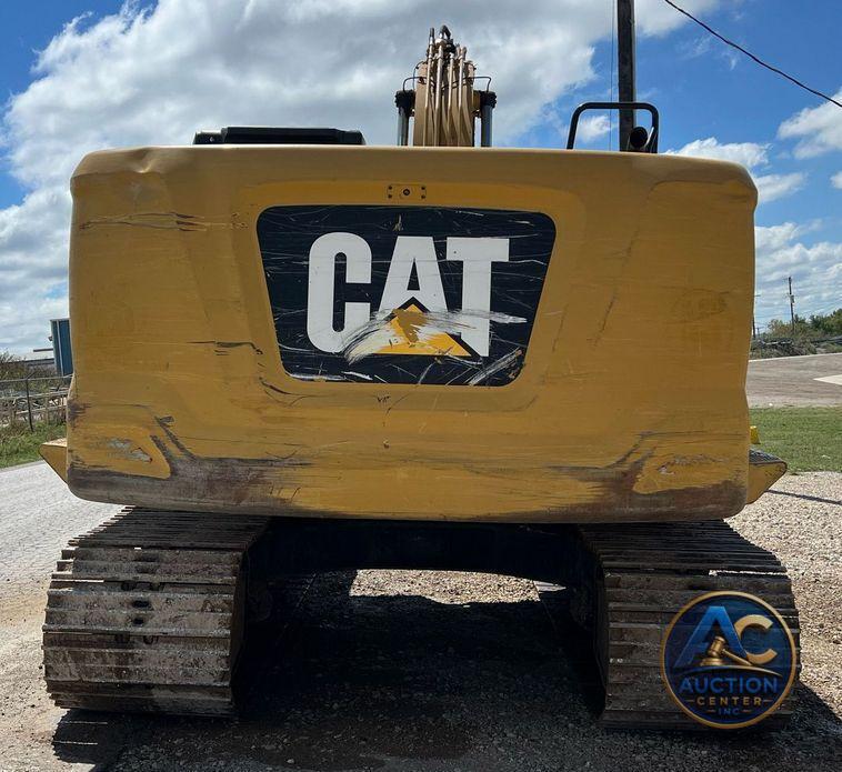 2019 Caterpillar 320 excavator