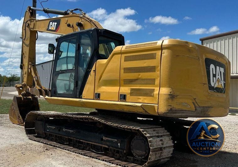 2019 Caterpillar 320 excavator