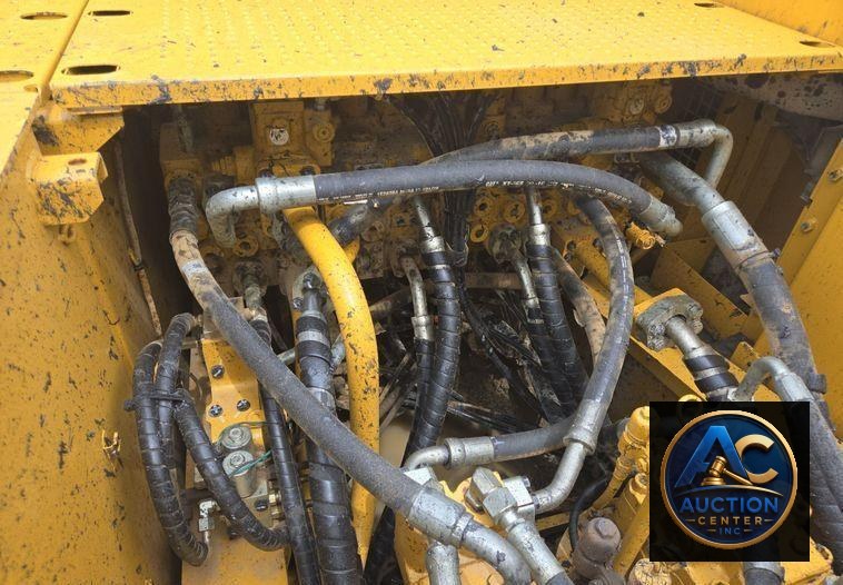 2015 Caterpillar 349FL excavator
