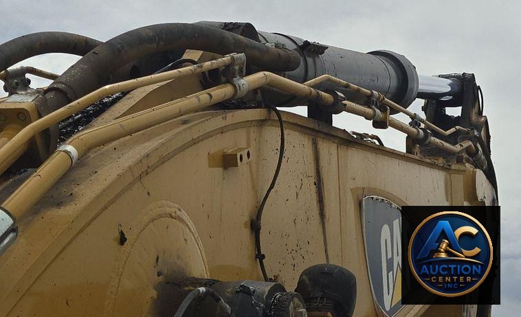2015 Caterpillar 349FL excavator