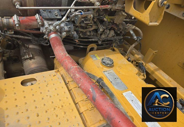 2015 Caterpillar 349FL excavator