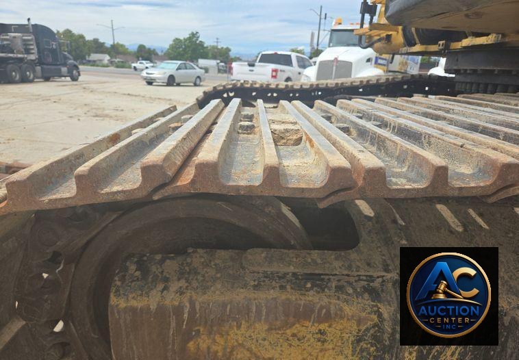2015 Caterpillar 349FL excavator