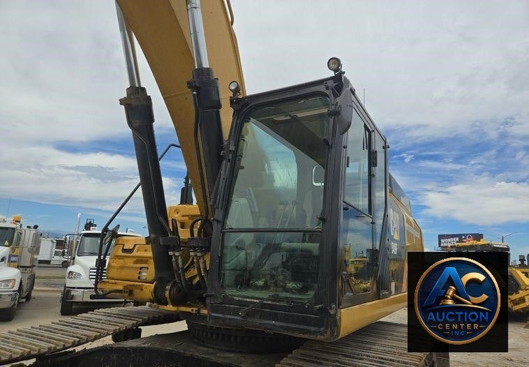 2015 Caterpillar 349FL excavator