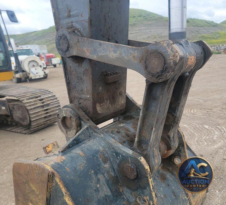 2016 John Deere 300G LC excavator