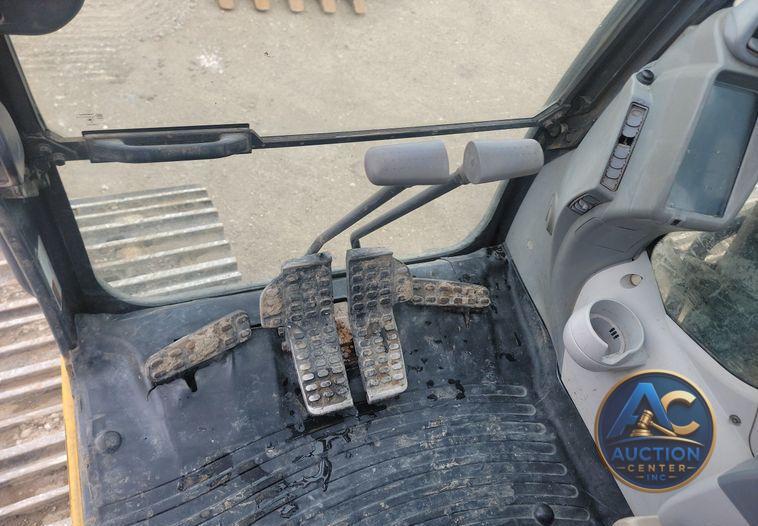2016 John Deere 300G LC excavator