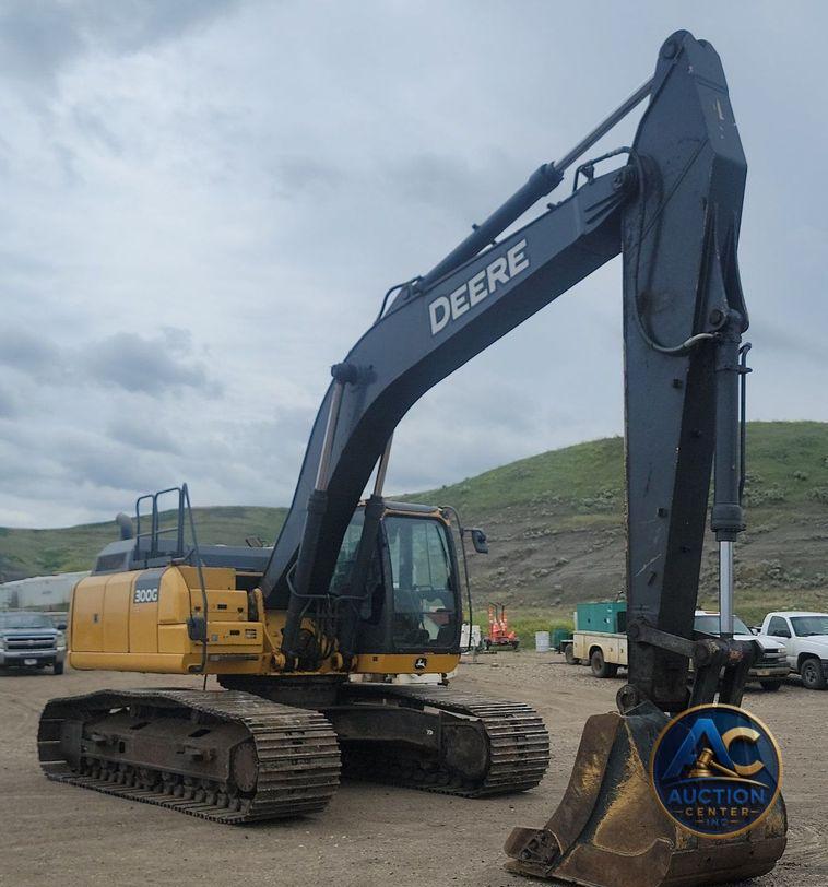 2016 John Deere 300G LC excavator