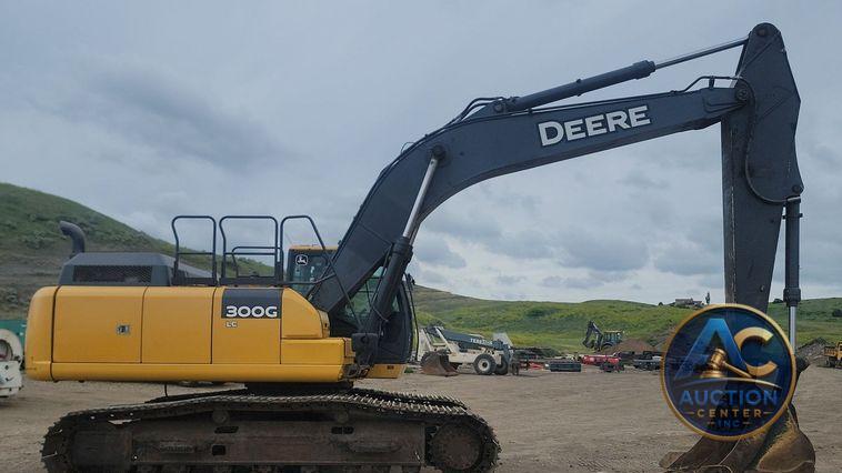 2016 John Deere 300G LC excavator