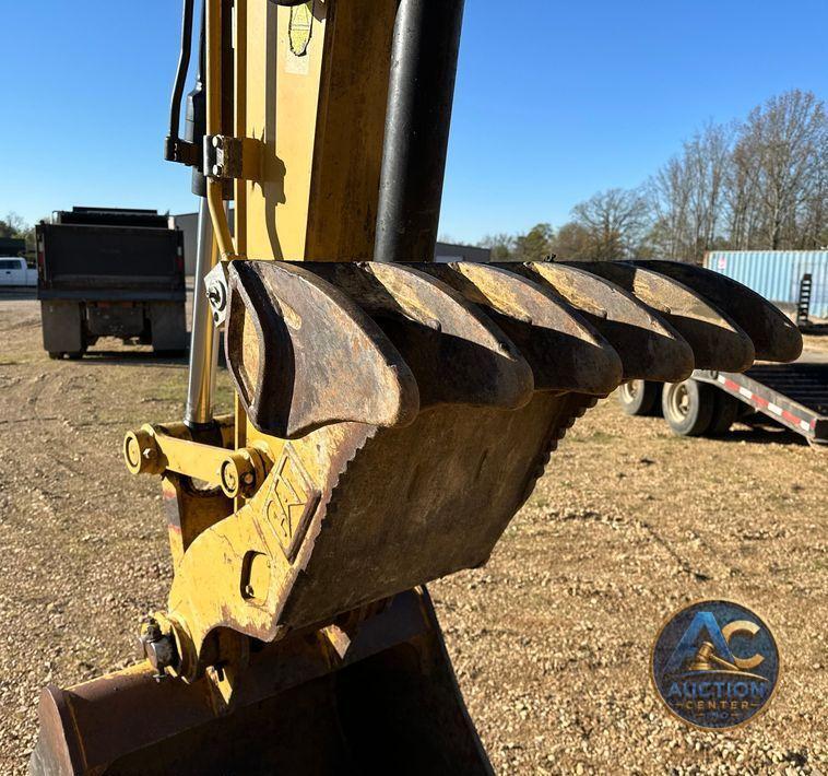 2019 Caterpillar  313FL excavator