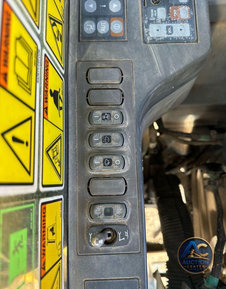 2015 Caterpillar 336FL excavator