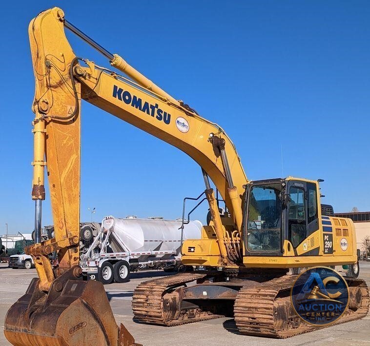 2015 Komatsu PC290LC-11