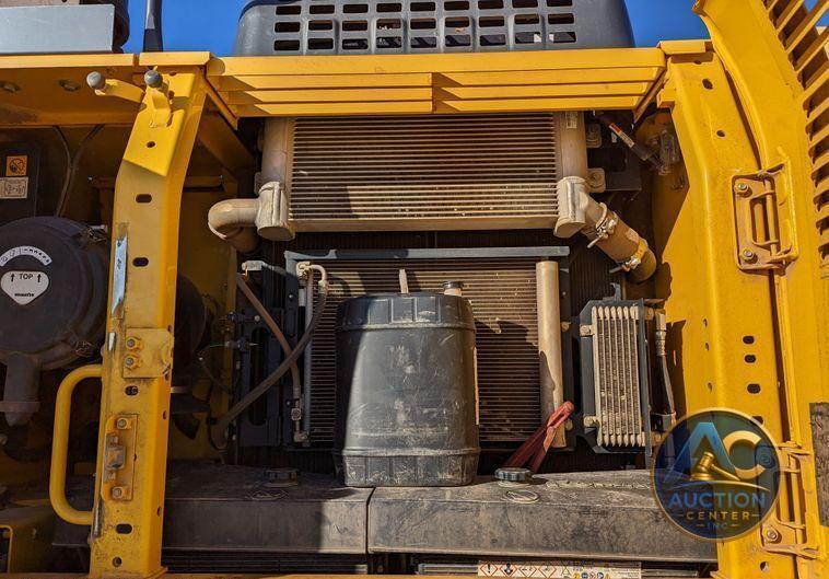 2015 Komatsu PC290LC-11