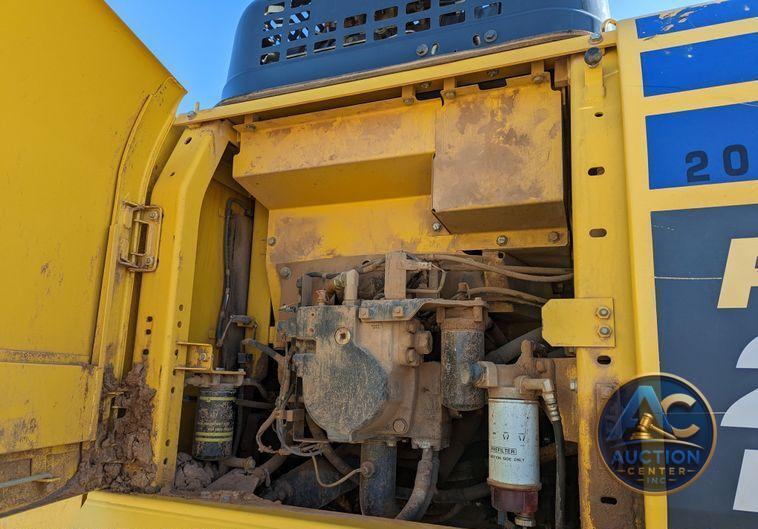 2015 Komatsu PC290LC-11