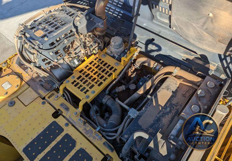 2015 Komatsu PC290LC-11
