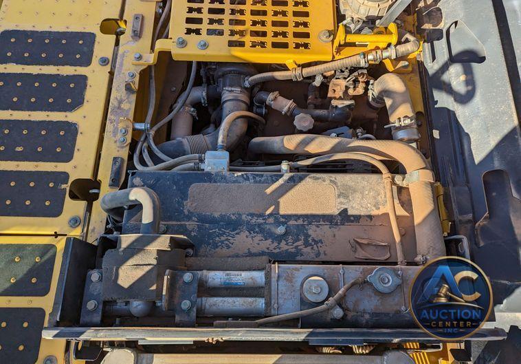 2015 Komatsu PC290LC-11