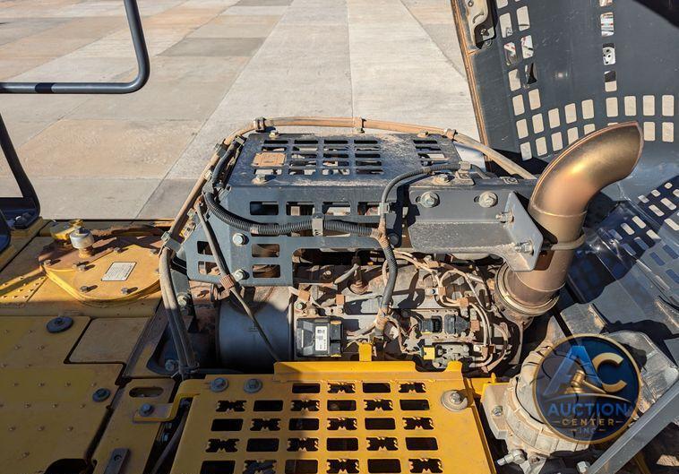 2015 Komatsu PC290LC-11
