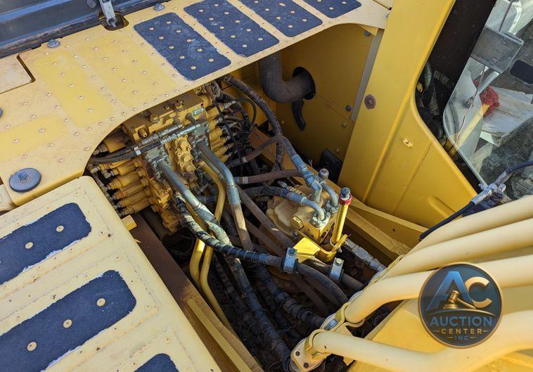 2015 Komatsu PC290LC-11