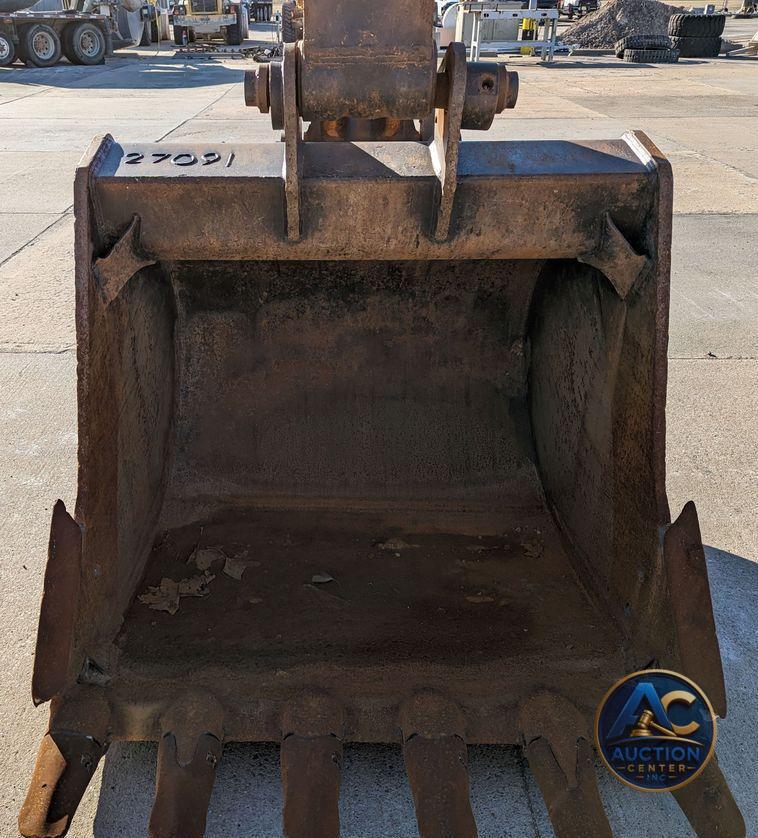 2015 Komatsu PC290LC-11