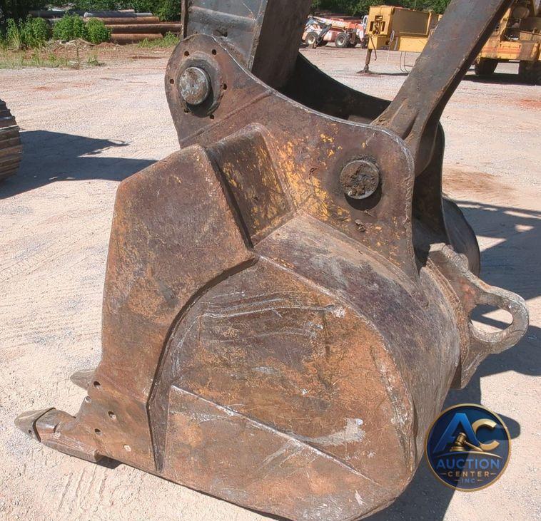 2017 John Deere 210G LC  excavator