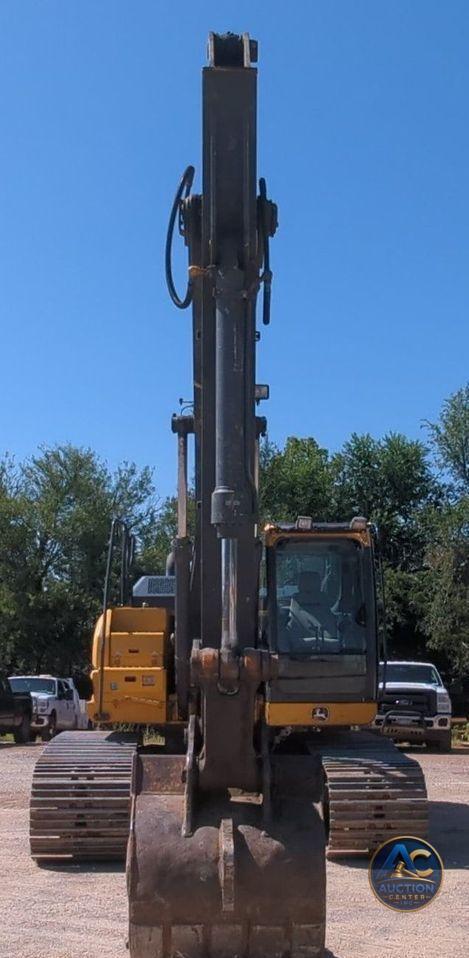 2017 John Deere 210G LC  excavator