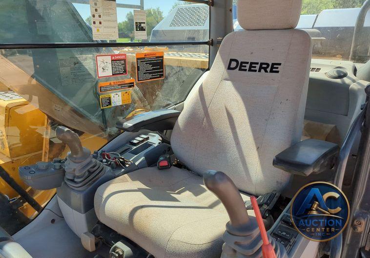 2017 John Deere 210G LC  excavator