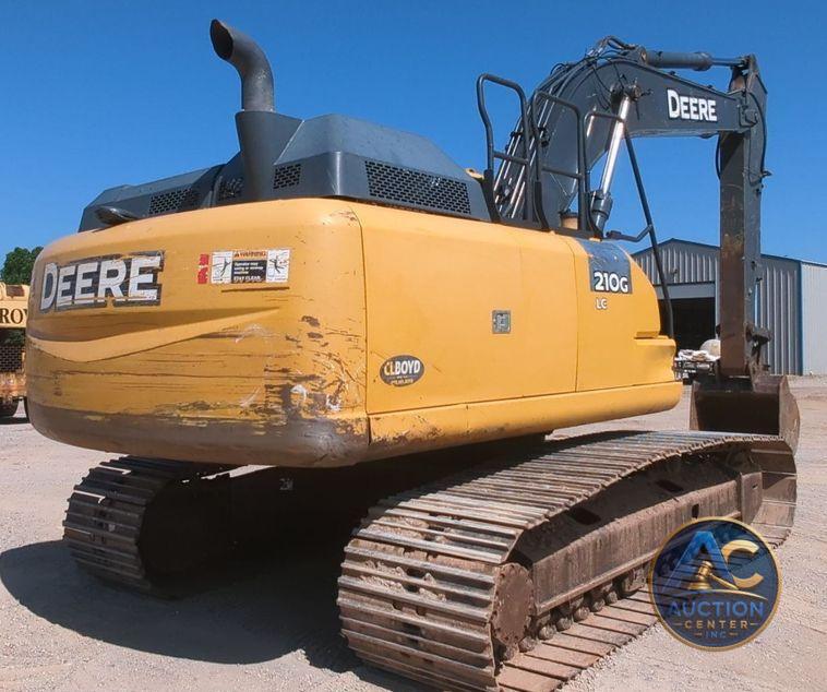 2017 John Deere 210G LC  excavator