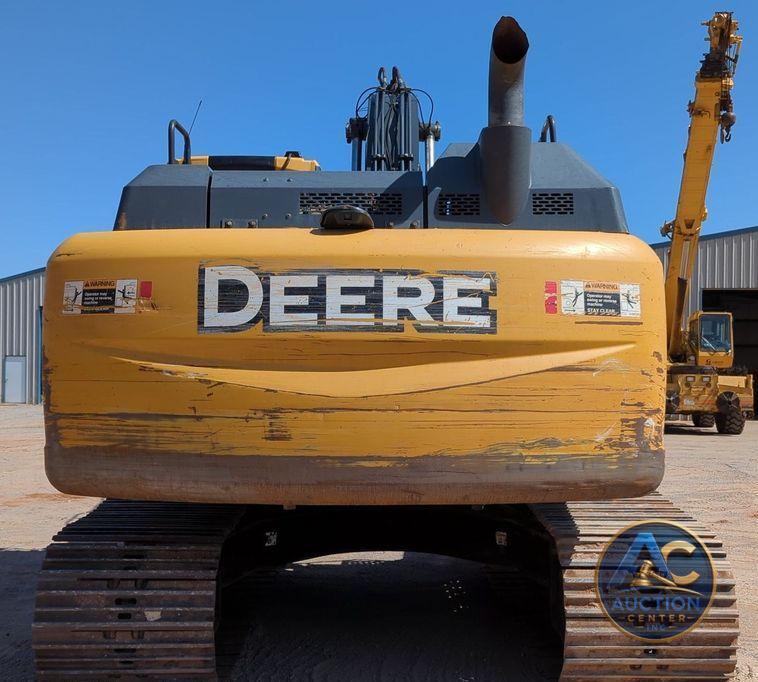2017 John Deere 210G LC  excavator