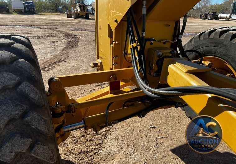 2013 Caterpillar 140M2 VHP Plus  motor grader