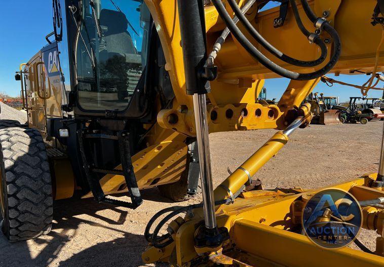 2013 Caterpillar 140M2 VHP Plus  motor grader