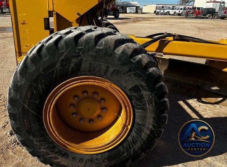 2013 Caterpillar 140M2 VHP Plus  motor grader