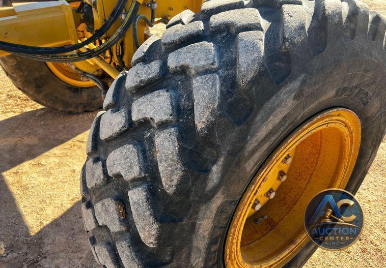 2013 Caterpillar 140M2 VHP Plus  motor grader