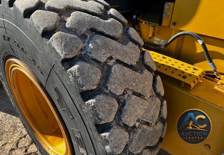 2013 Caterpillar 140M2 VHP Plus  motor grader