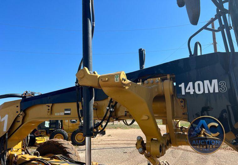 2018 Caterpillar 140M3  motor grader