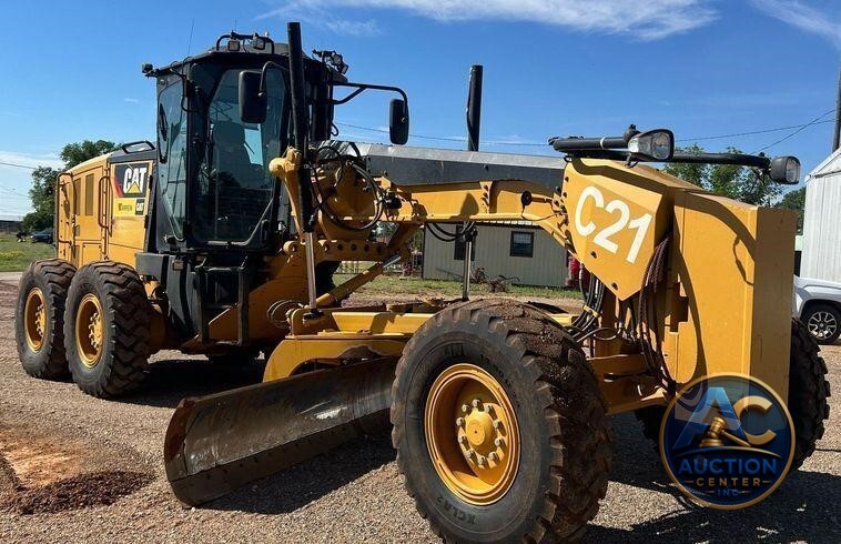 2018 Caterpillar 140M3  motor grader