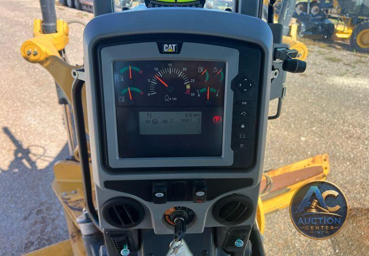 2018 Caterpillar 140M3  motor grader