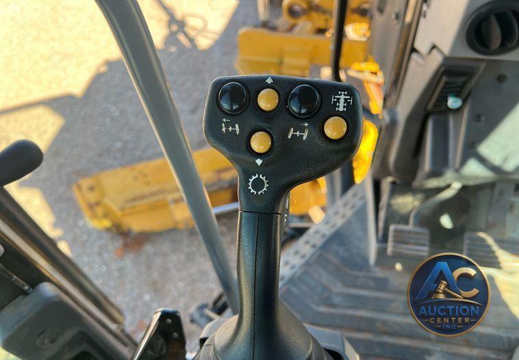 2018 Caterpillar 140M3  motor grader