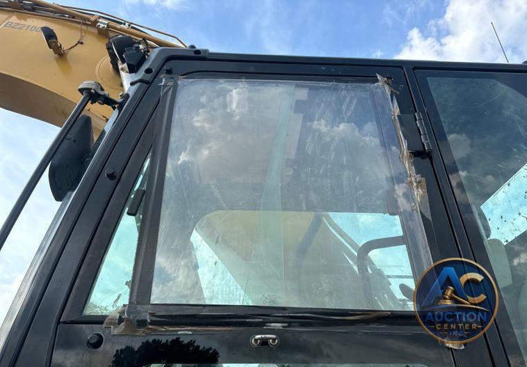 2017 Caterpillar  349FL excavator