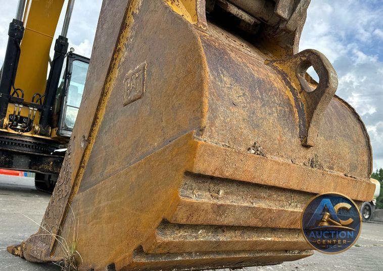 2017 Caterpillar  349FL excavator