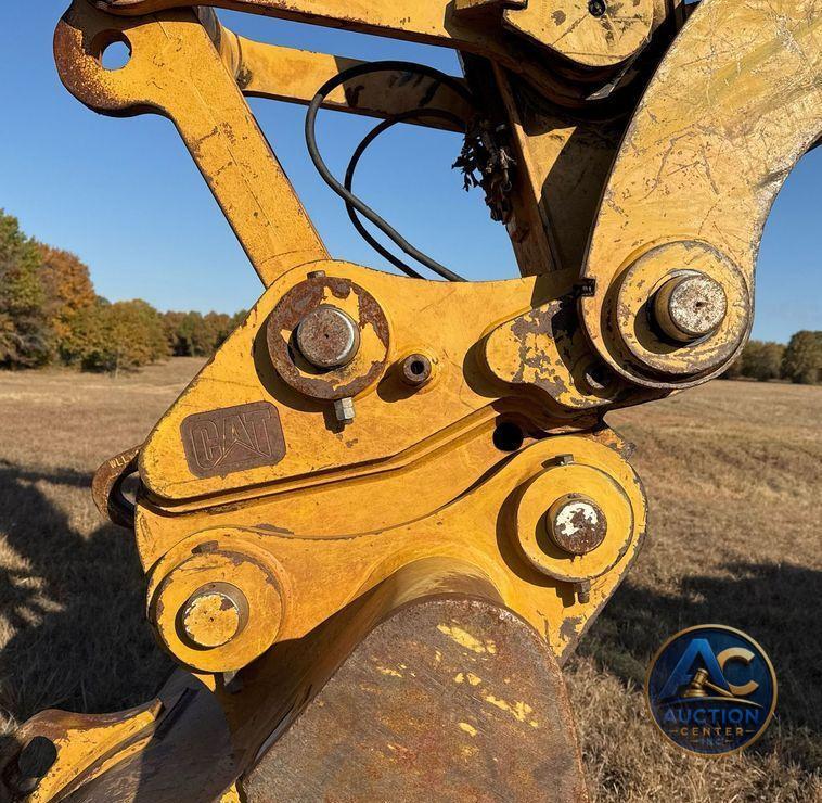 2017 Caterpillar  323F L excavator