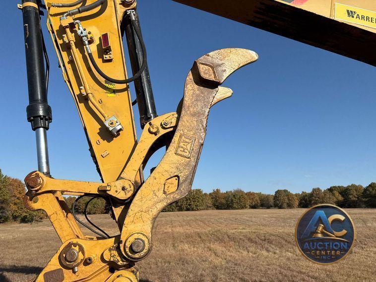 2017 Caterpillar  323F L excavator