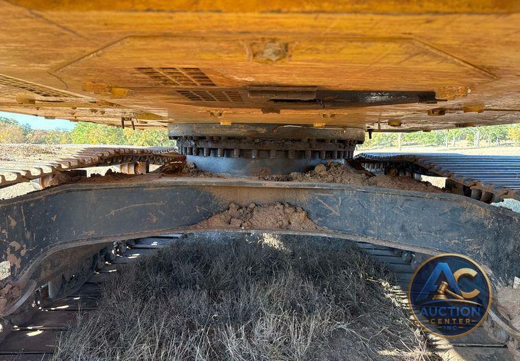 2017 Caterpillar  323F L excavator