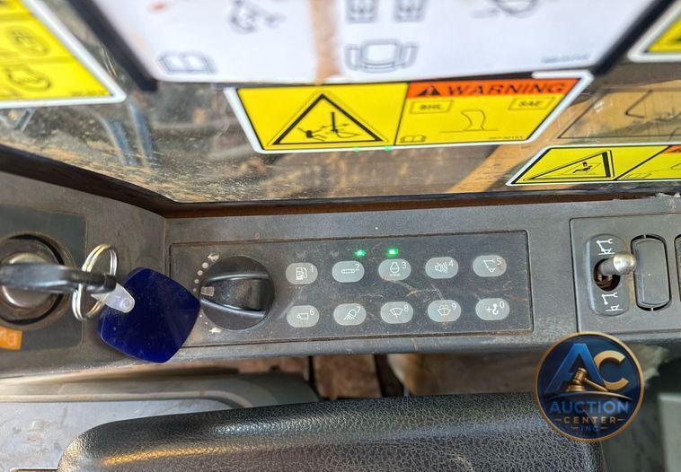 2017 Caterpillar  323F L excavator