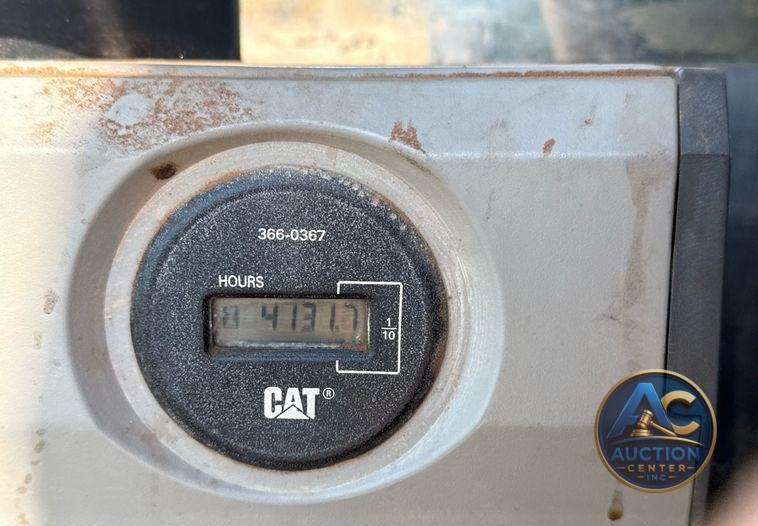 2017 Caterpillar  323F L excavator