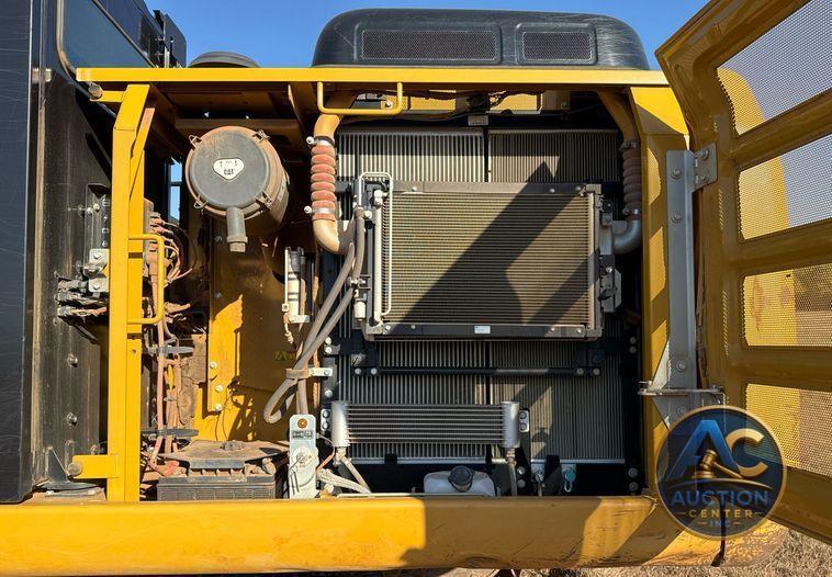 2017 Caterpillar  323F L excavator