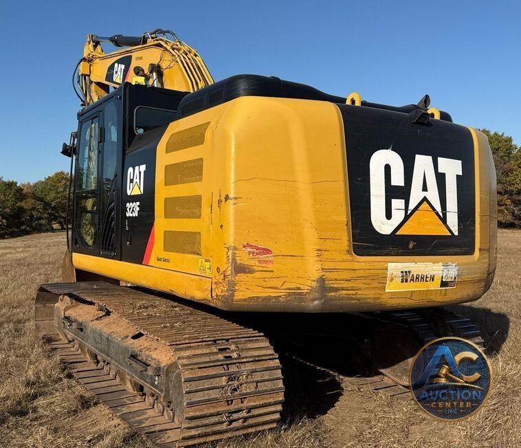 2017 Caterpillar  323F L excavator