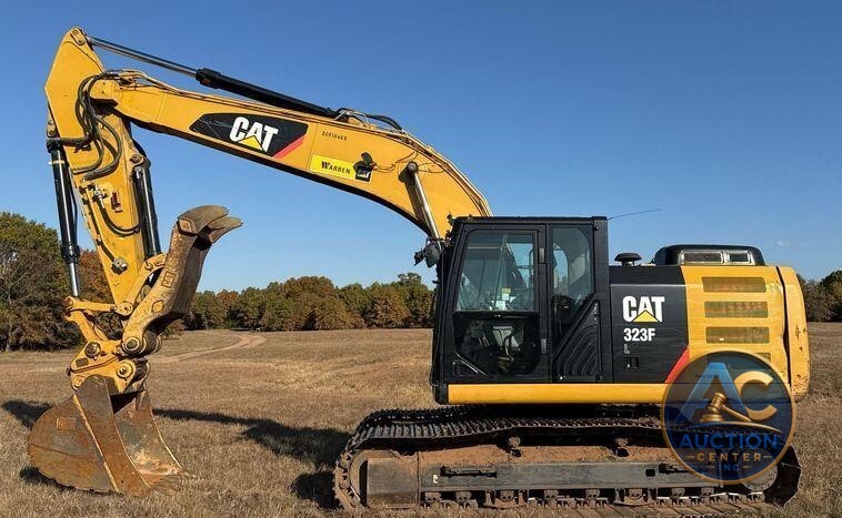 2017 Caterpillar  323F L excavator