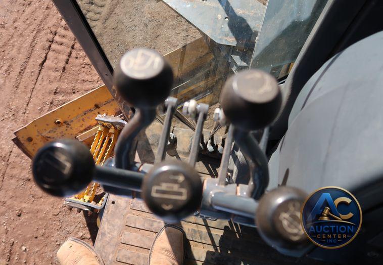 2016 John Deere 672G  motor grader