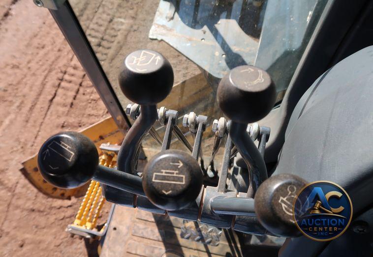 2016 John Deere 672G  motor grader